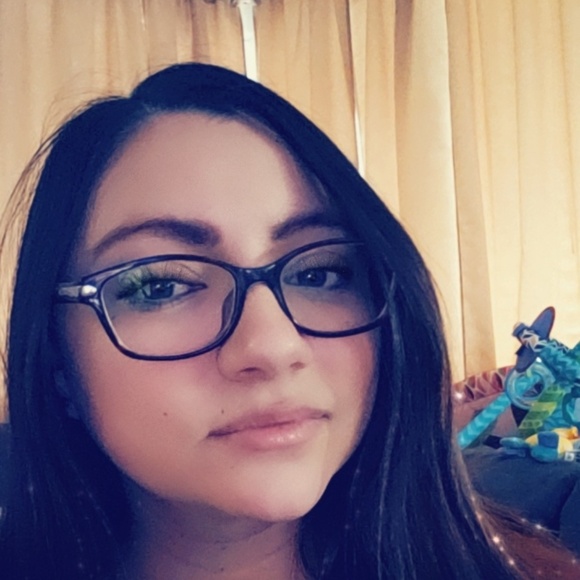 Meet your Posher, Jasmin - Picture 1 of 1